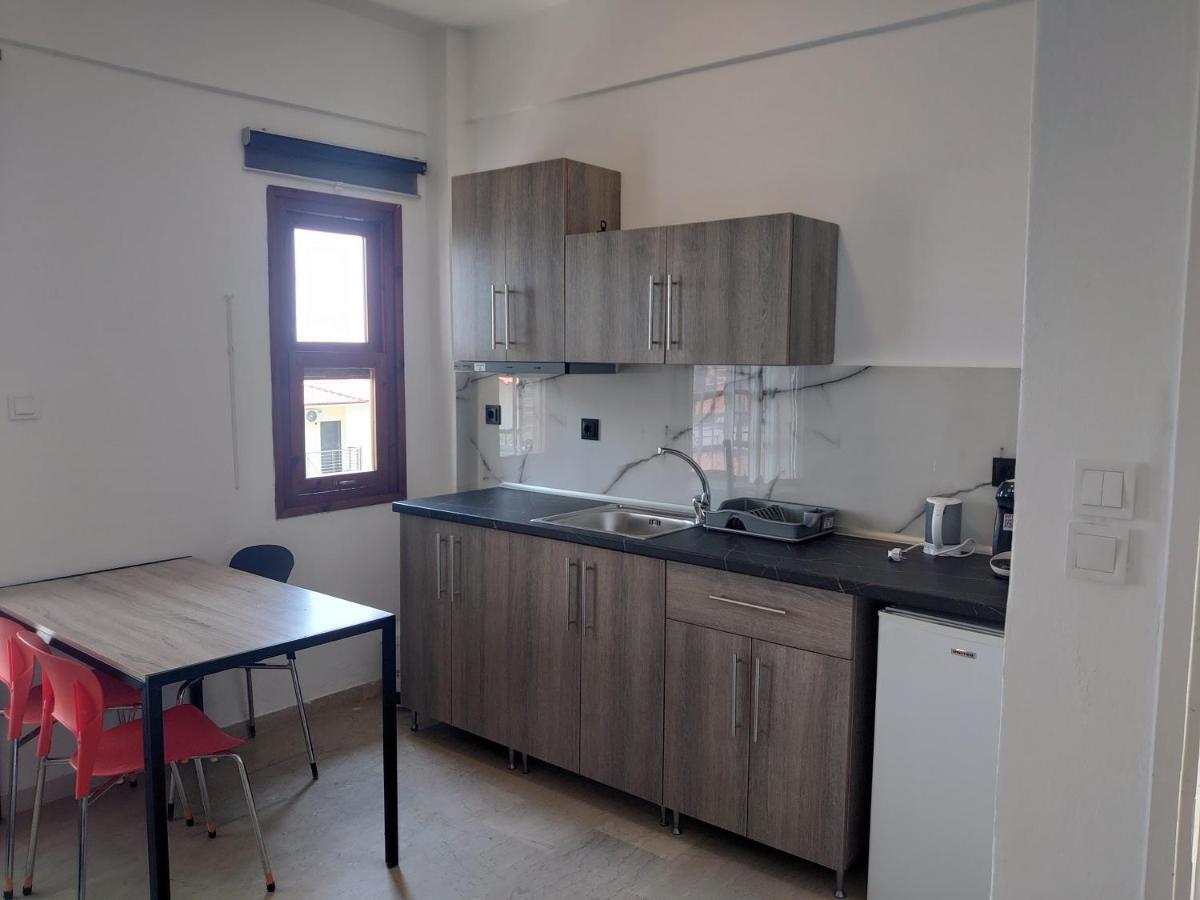 Merida Apartments Мола-Каліва Екстер'єр фото