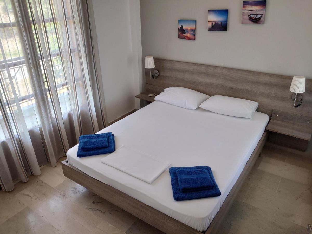 Merida Apartments Мола-Каліва Екстер'єр фото