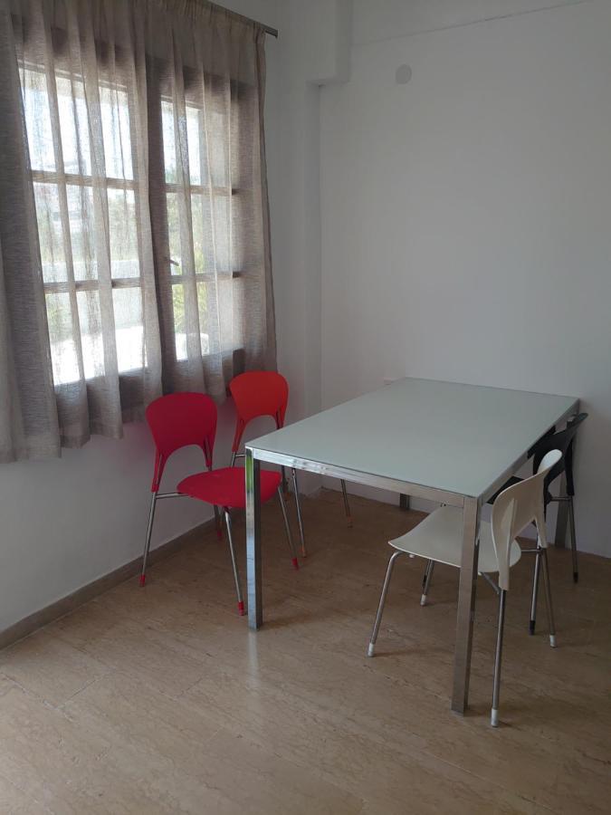Merida Apartments Мола-Каліва Екстер'єр фото