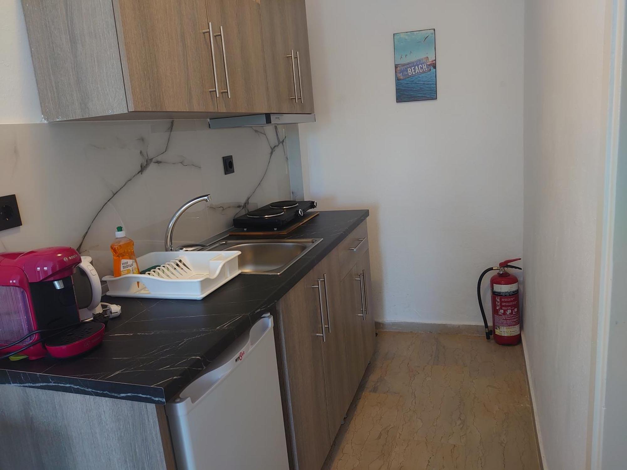 Merida Apartments Мола-Каліва Екстер'єр фото